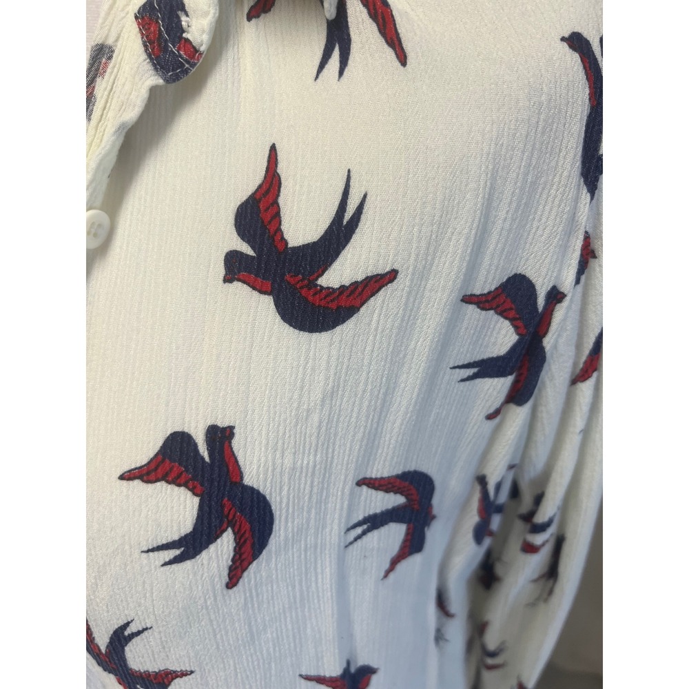 Ruby Rocks Blouse Womens Sz 8 White Swallow Bird Print Button Down Crepe Top - Picture 3 of 9